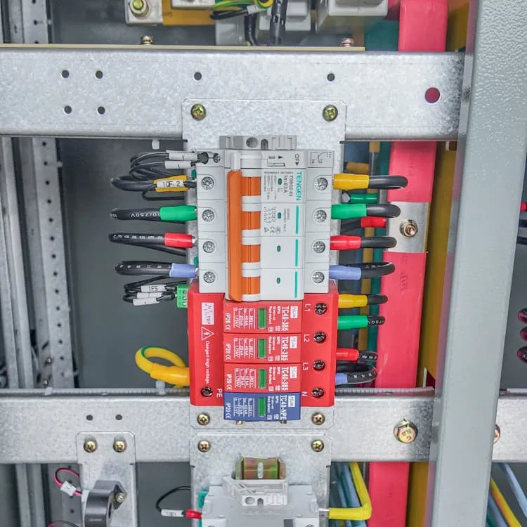 Automatic assembly of energy storage containers