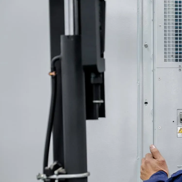 Reliable solar photovoltaic panels