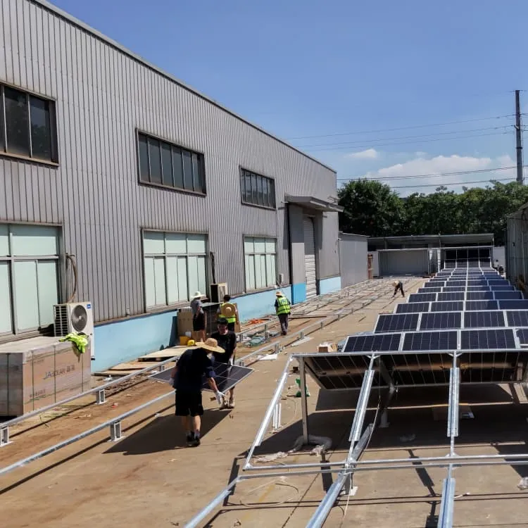Large-scale photovoltaic panels with low voltage phase