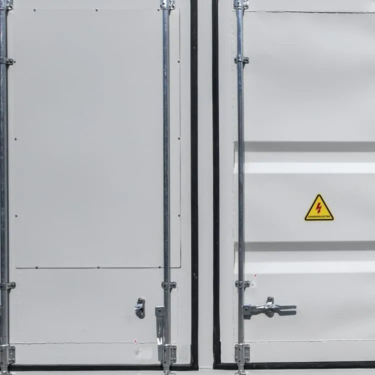 Icelandic photovoltaic cell panels