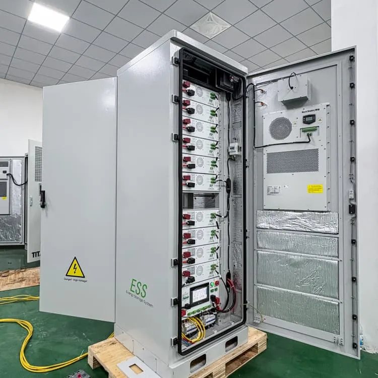Flow battery charging and discharging